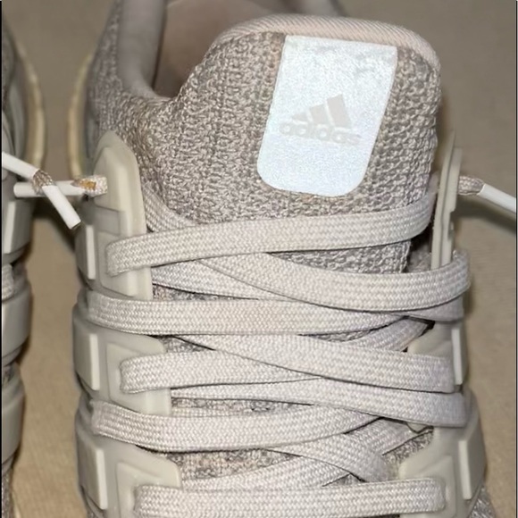 Adidas Ultra Boost 4.0 Wolf Gray - Picture 5 of 9